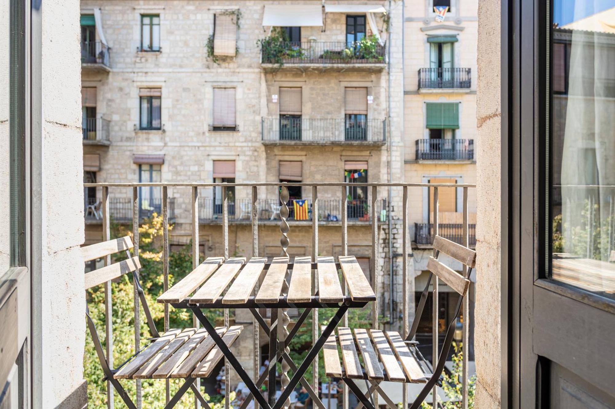 Apt 5 Limon Girona Bagian luar foto