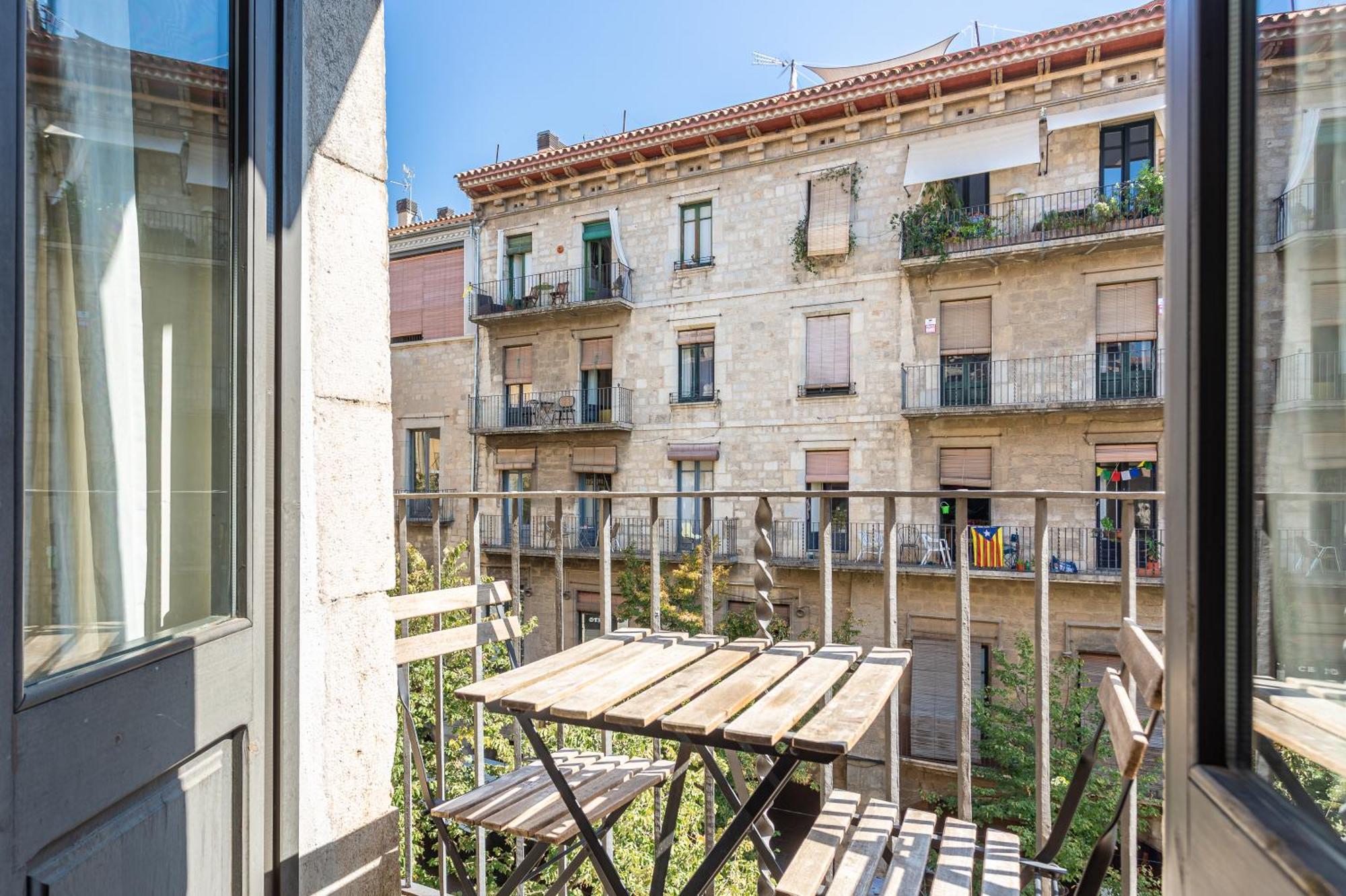 Apt 5 Limon Girona Bagian luar foto